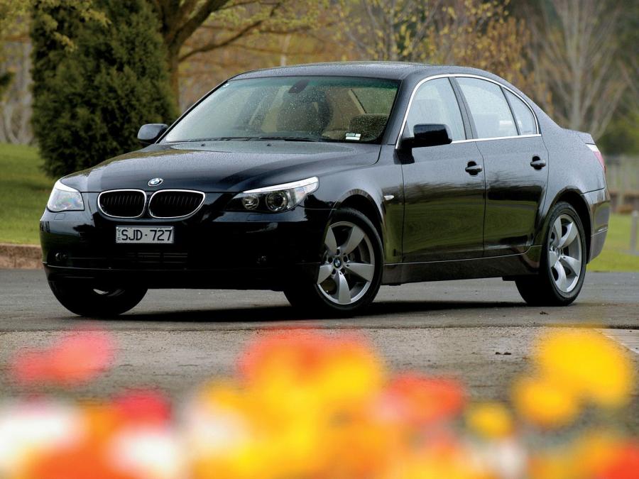  BMW 530i Sedan 2003 года  (AU) (фото 1 из 3)